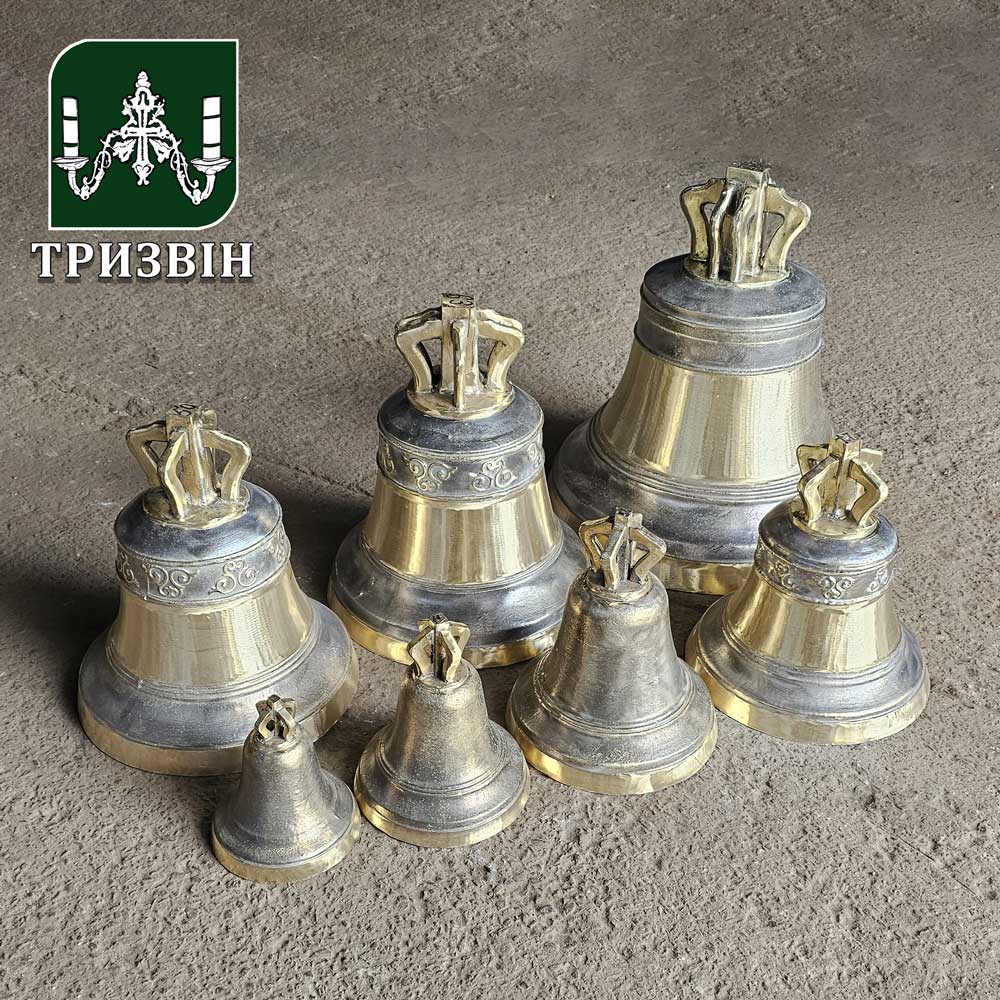 Комплект дзвонів: 6кг, 11кг, 18кг, 30кг, 45кг, 60кг, 150кг Комплект дзвонів: 6кг, 11кг, 18кг, 30кг, 45кг, 60кг, 150кг